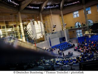 Plenaire zaal van de Duitse Bondsdag tijdens een zitting in Berlijn