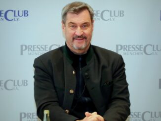 CSU-leider Markus Söder tijdens een persmoment in München