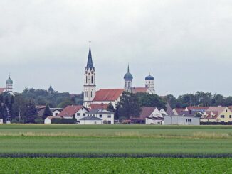 Uitzicht op Hausen bij Dillingen an der Donau in Beieren