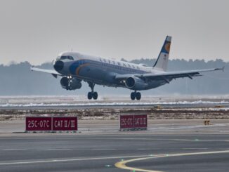 Lufthansa Airbus A321 landt op een Duitse luchthaven tijdens een staking bij Lufthansa