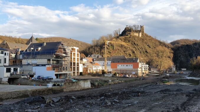 Altenahr Ahrdal wederopbouw na overstromingen 2021 schade en herstel