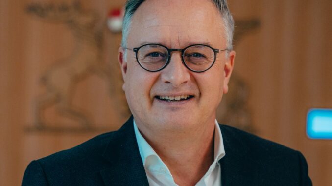 SPD-politicus Andreas Stoch in de Landtag van Baden-Württemberg