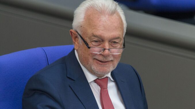 Wolfgang Kubicki FDP politicus tijdens debat in de Duitse Bondsdag