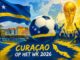 Illustratie van Curaçao in blauw-gele kleuren met voetbal, supporters en WK-sfeer.