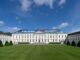 Schloss Bellevue in Berlijn met de dakinstallatie Freiraum Kunst voorafgaand aan de renovatie van de ambtswoning van de bondspresident.