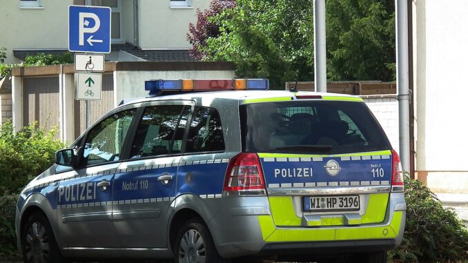 Politieauto van de Duitse politie in Hessen