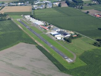 Luchtfoto van het vliegveld van Ganderkesee in Nedersaksen