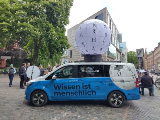 De Wikipedia-bus tijdens de jubileumtour door Duitsland in Münster.